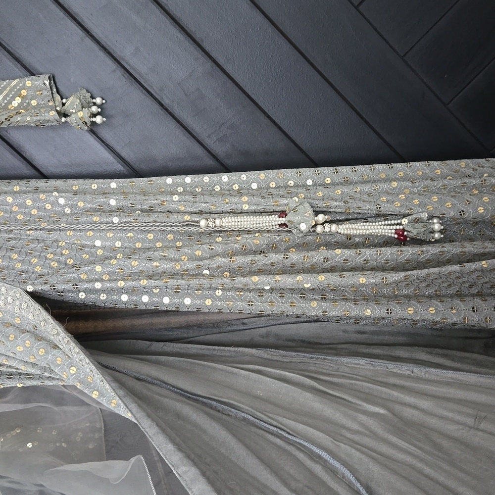 Ayesha Somaya Pakistani Small Gown - Picture 7 of 11